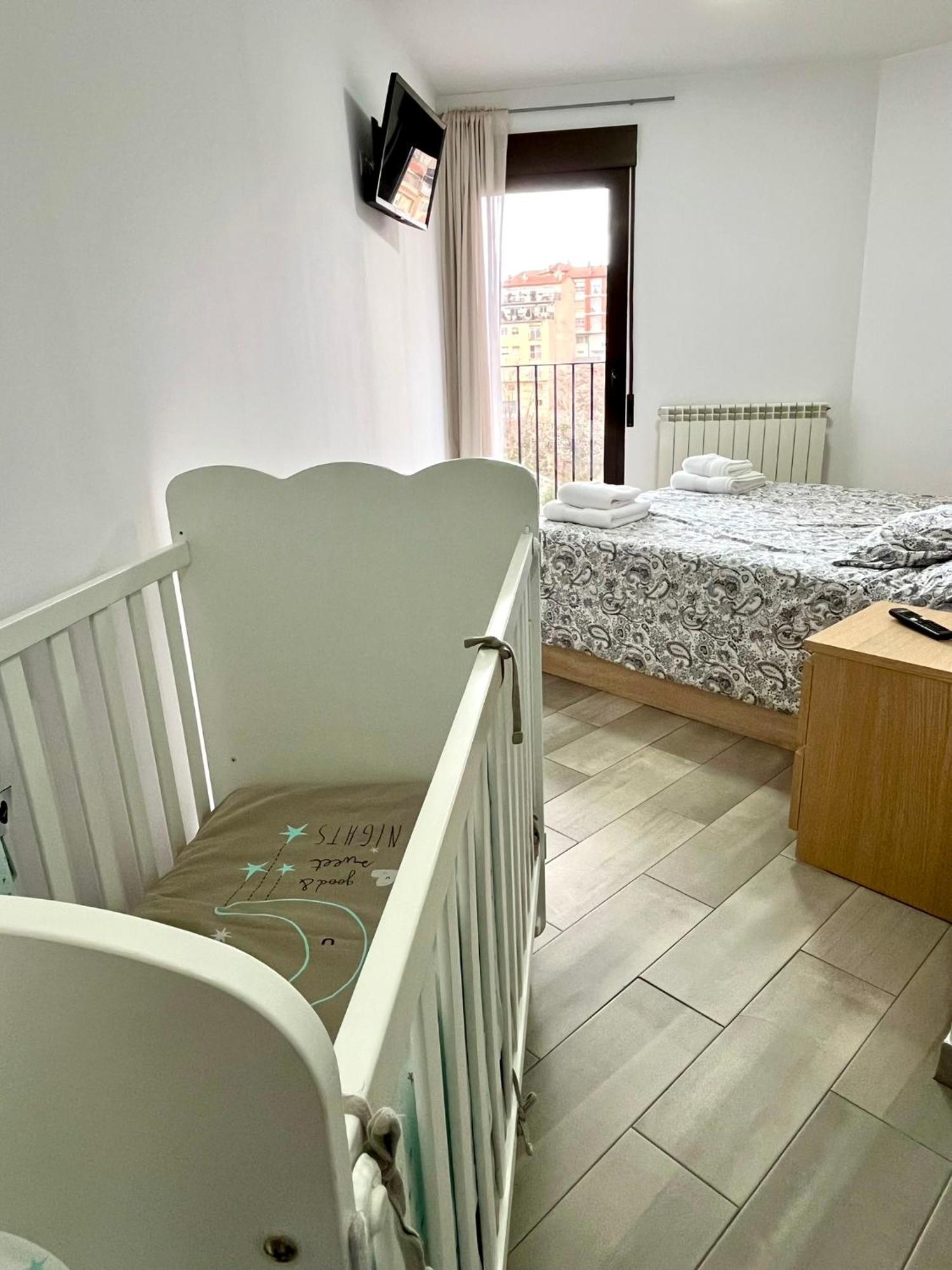 Puente De La Reina De Teruel Apartment ภายนอก รูปภาพ